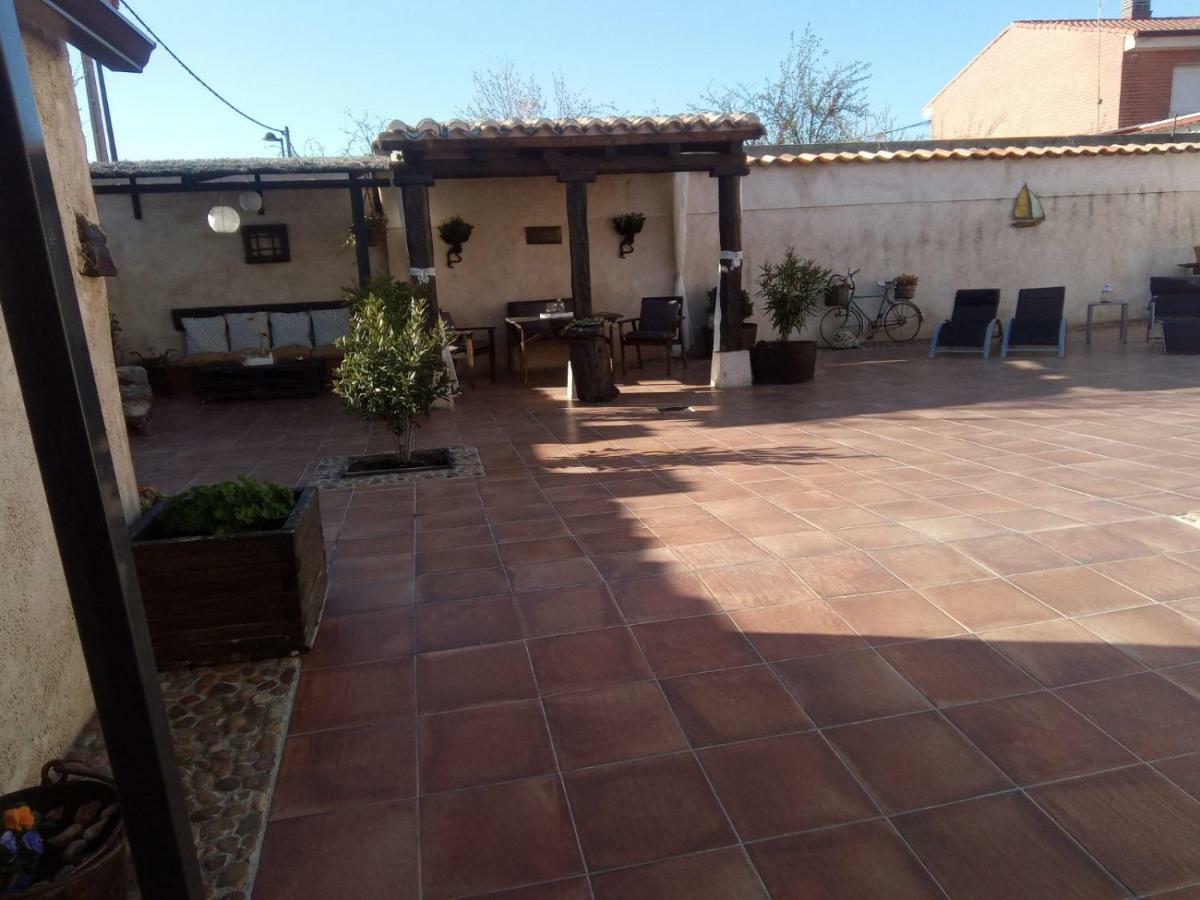 Pinar De Las Cabanuelas Villanueva de Duero Esterno foto